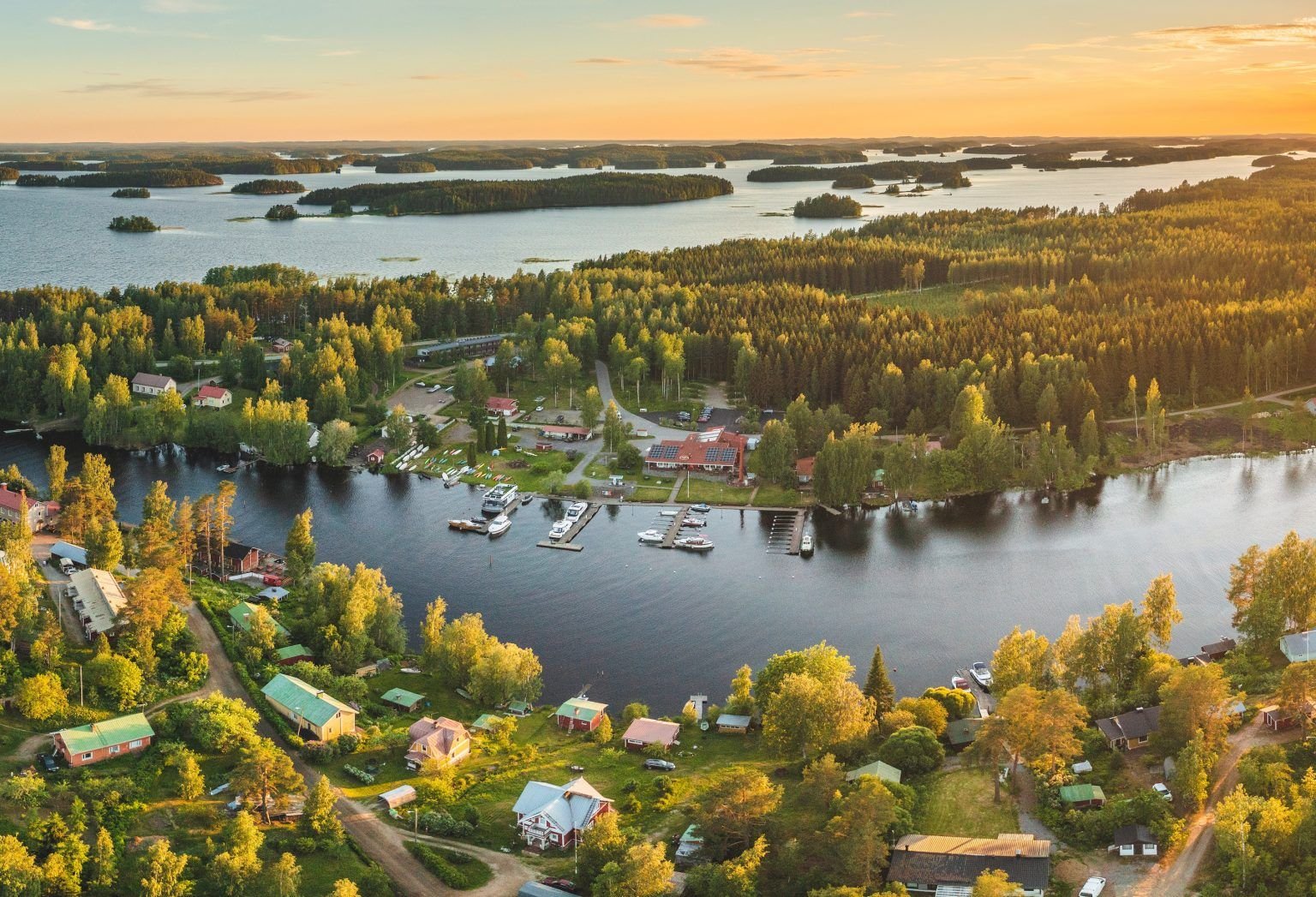 Finland Travel Guide 2026 — Best Places, Hotels, Nature & Unique Experiences | Trip & Deal Beautiful Lake Saimaa Finland summer