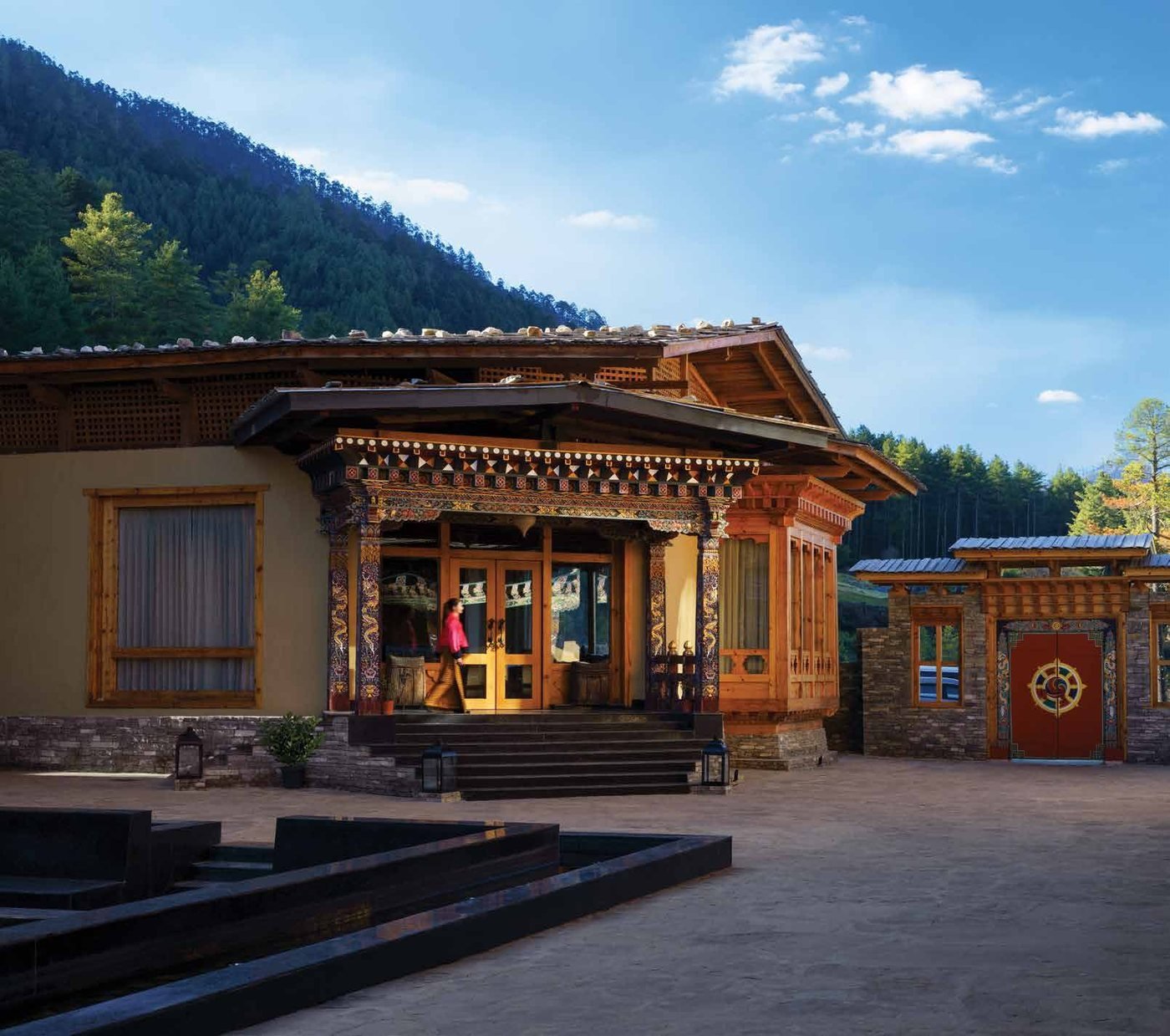Tour Packages Taj Gangtey Resort exterior