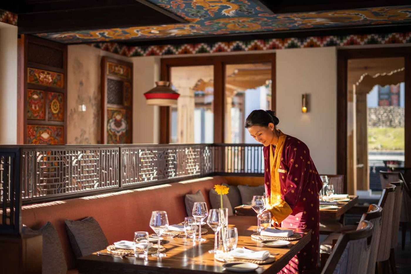 Tour Packages Taj Paro dining