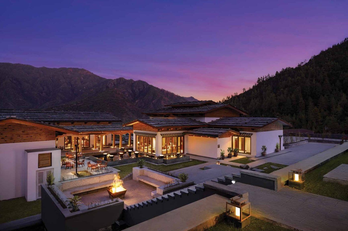 Tour Packages Taj Paro Resort exterior