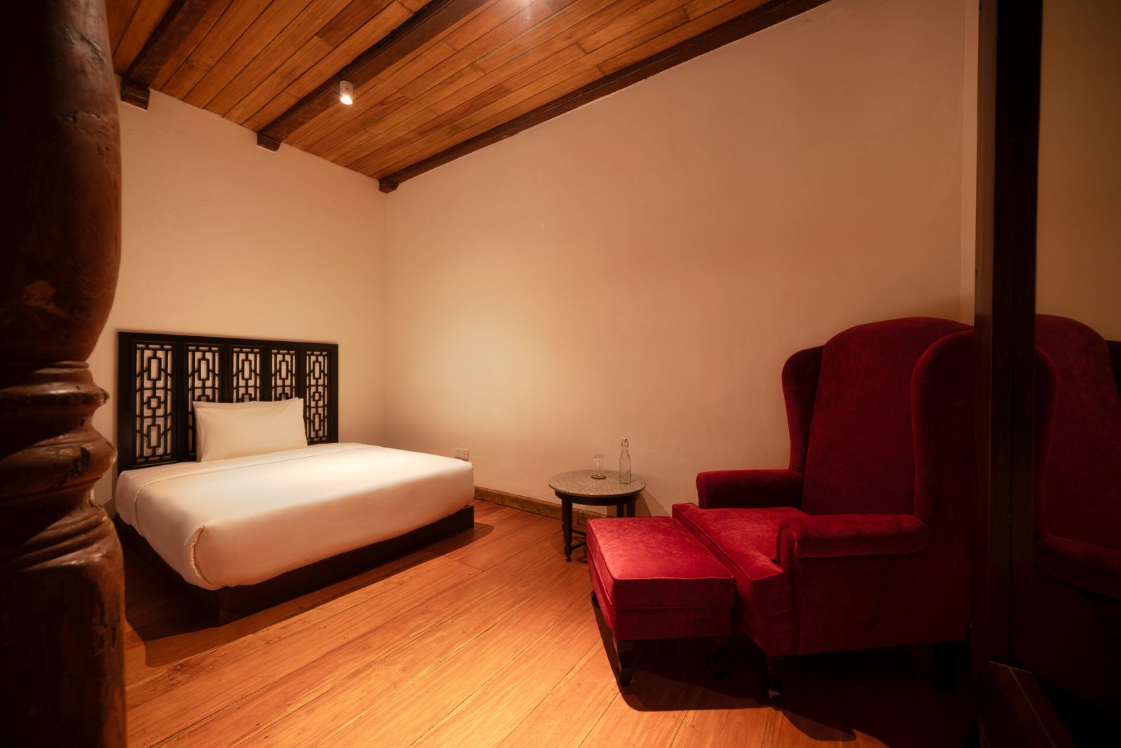 Tour Packages Galle Fort Hotel — Heritage Bedroom
