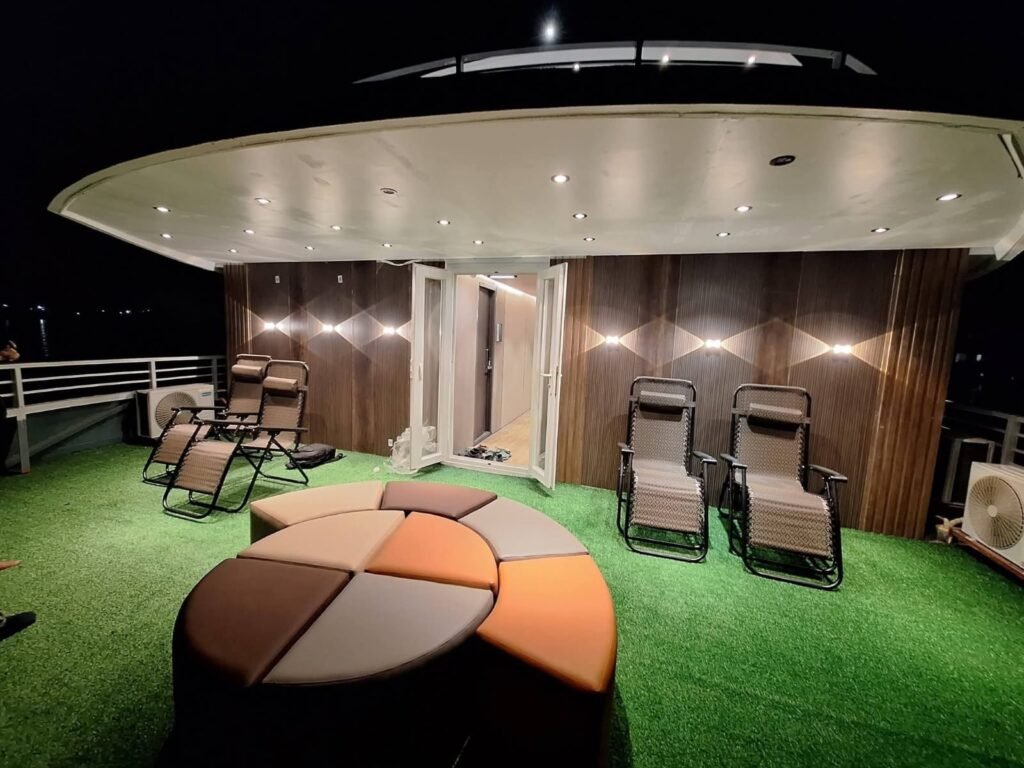 Tour Packages M V Sher Khan 2.0 – Open Upper Deck