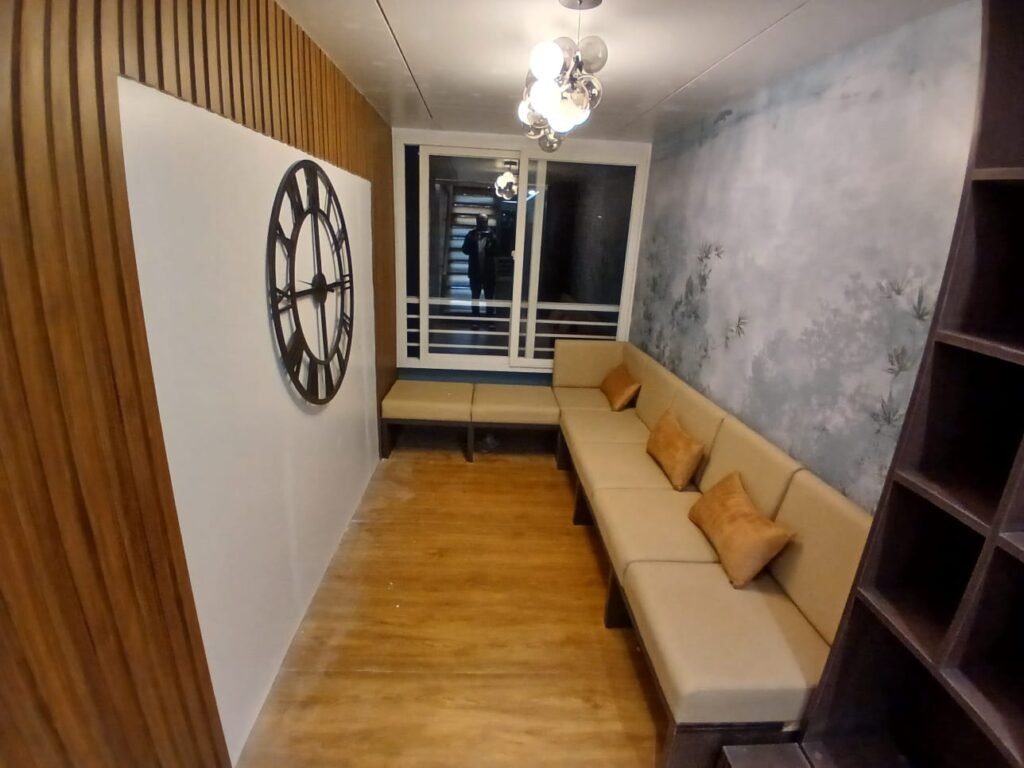 Tour Packages M V Sher Khan 2.0 – Mini Lounge